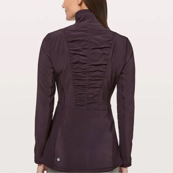 Lululemon athletica around Trip “wine” jacket size 10 - Picture 3 of 10